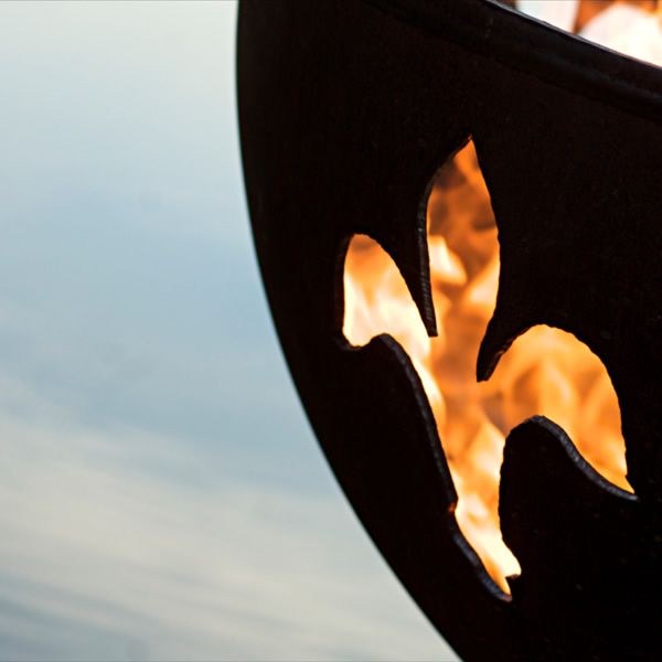 Fleur De Lis Fire Pit