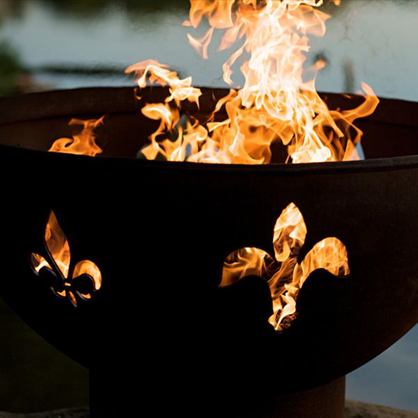 Fleur De Lis Fire Pit